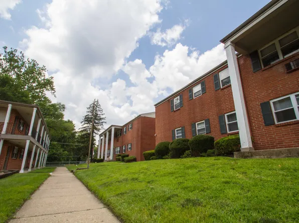 Lynnebrook Gardens, 125 S White Horse Pike #0, Clementon, NJ 08021