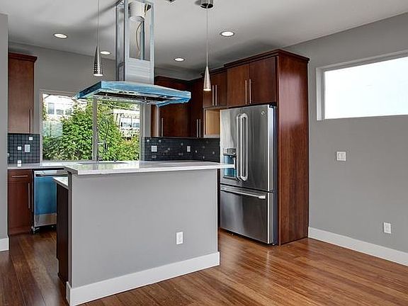 3rd image of 1926 11th Ave W #A