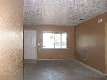 5th image of 19142 Centennial St