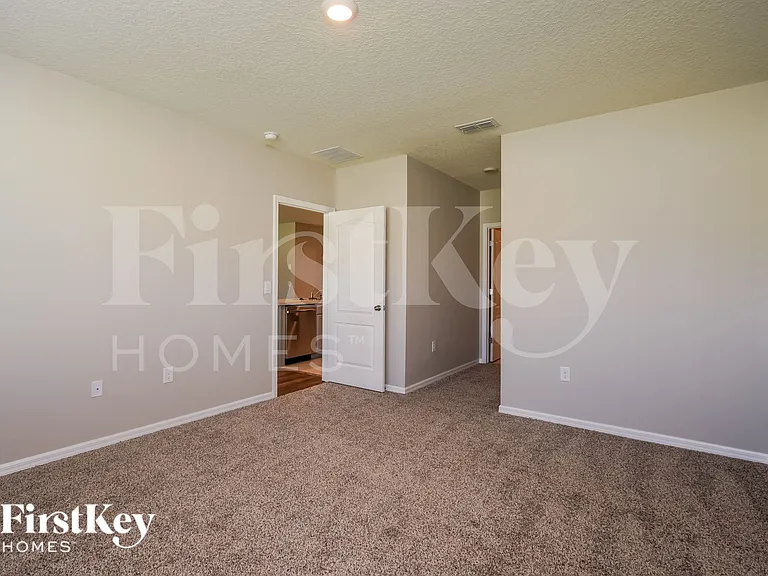 2741 Grand Central Ave — Photo 9