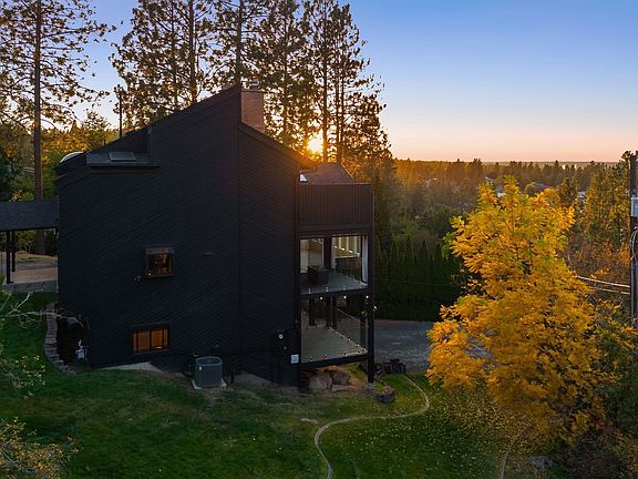 3rd image of 5203 E 16th Ave