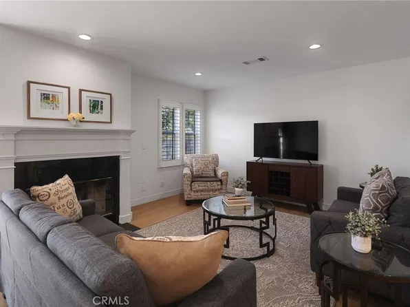 5840 White Oak Ave, Encino, CA 91316
