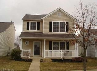 5880 Signature Dr, Galloway, OH 43119