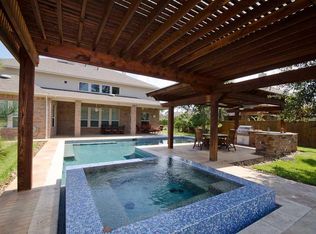 15 Beebrush Pl, Spring, TX 77389