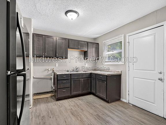 2nd image of 1446 Vero Dr