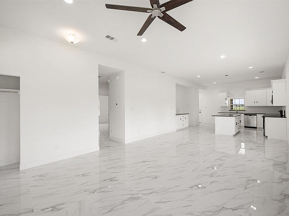 3rd image of 149 Lbj Ranch Rd