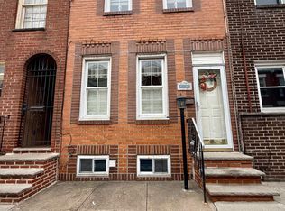 358 Tree St, Philadelphia, PA 19148