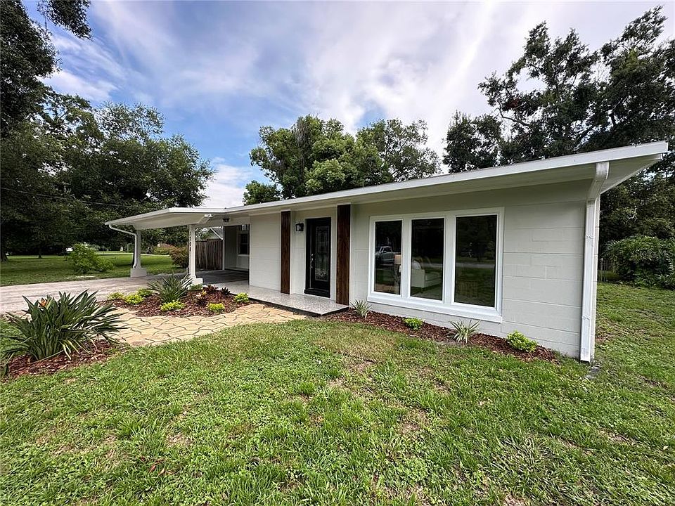 1st image of 1708 W COUNTRY CLUB DRIVE