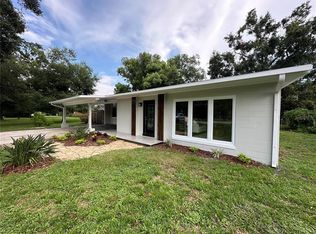1708 W Country Club Dr, Tampa, FL 33612