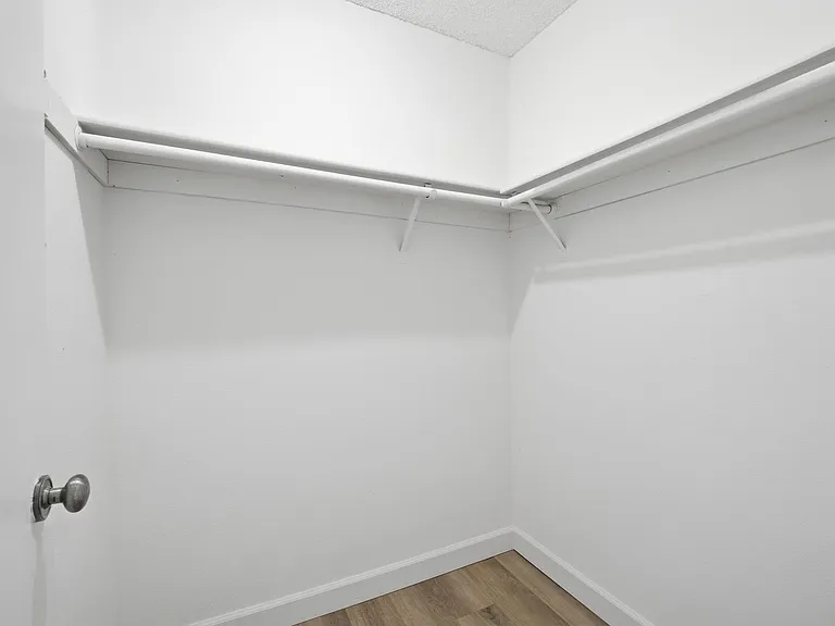 1527 Palm Ave — Photo 19