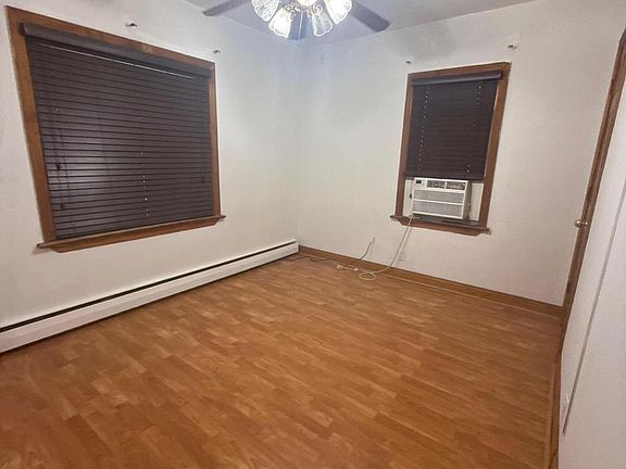 5th image of 3567 Lincoln St