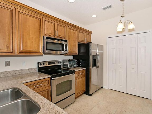 4th image of 11343 Estancia Villa Cir #302