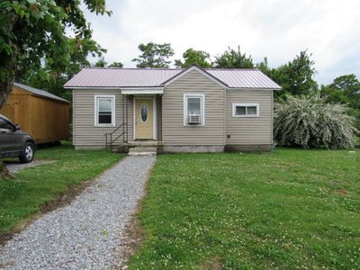 303 W Stewart Ave, Monterey, TN, 38574