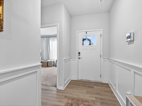 5th image of 1519 Nichols Crk