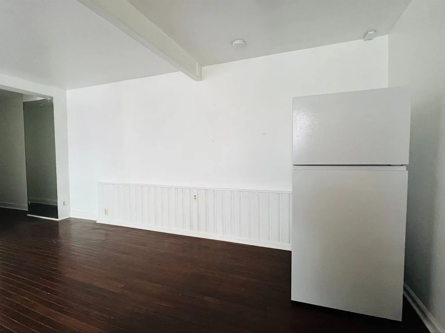 2 bed, 750 sqft, $1,595 — Photo 2