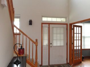 432 Willow Rd, Lakemoor, IL 60051