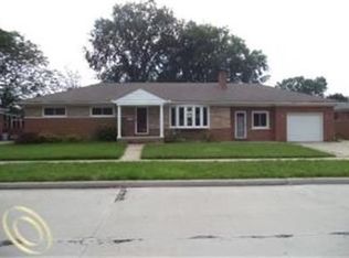 6654 Rockland St, Dearborn Heights, MI 48127