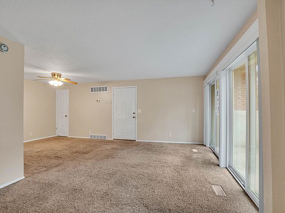 4th image of 8108 S Cottonwood Hills Cir Building 7