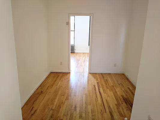 Rented by Point NYC | media 13