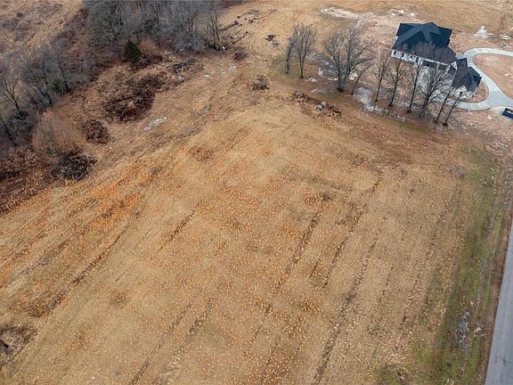 4th image of 519 Castle Rock Bend Dr #O