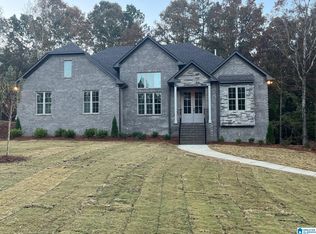 1093 Grey Oaks Valley, Pelham, AL 35124