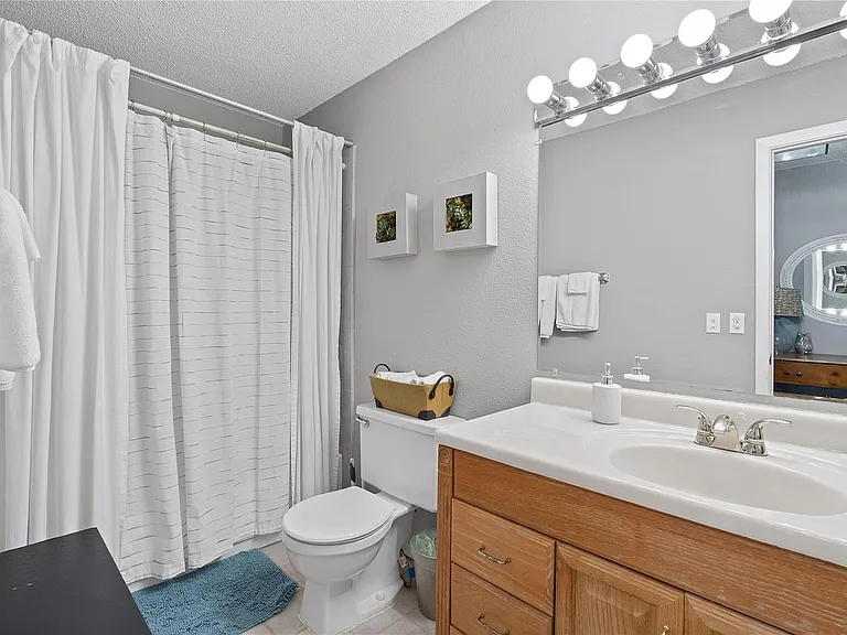 111 Comanche Point — Photo 17