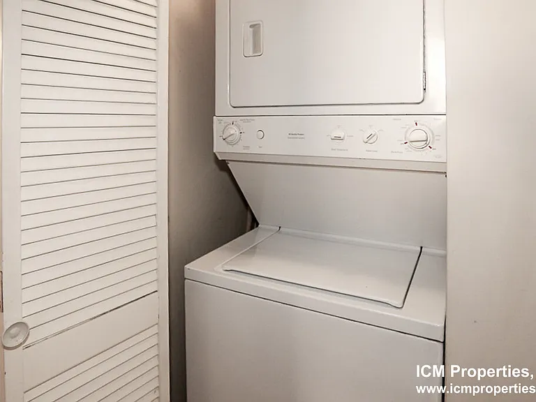 630 W Roscoe St #3N — Photo 3