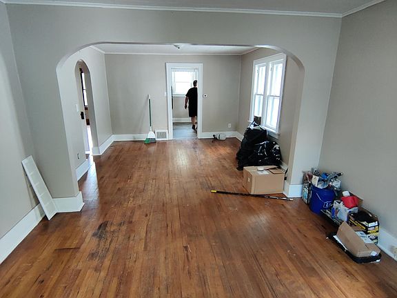 2nd image of 1009 S 31st St