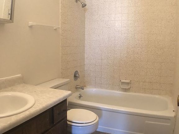 4th image of 2511 N Lee Ave APT 1