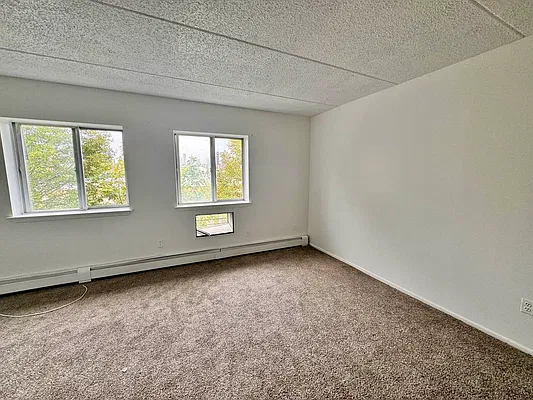 Rented by City Connections Realty | media 4