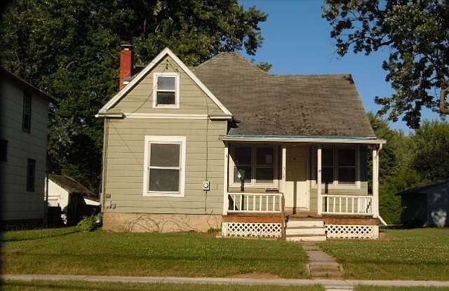1st image of 514 N Greenwood St