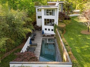 1960 Tall Tree Dr NE, Atlanta, GA 30324
