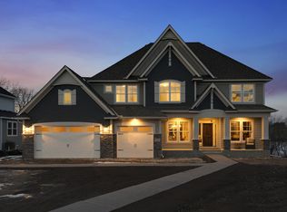 1937 County Road E2, Arden Hills, MN 55112