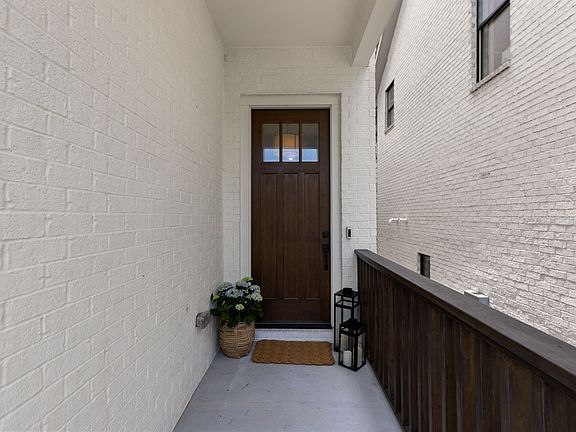 4th image of 3650 Mayflower Pl