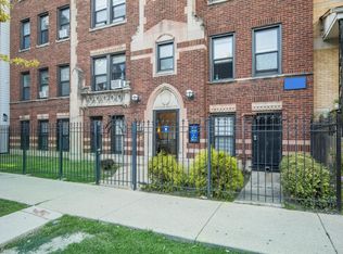 2834 W Palmer St #200, Chicago, IL 60647