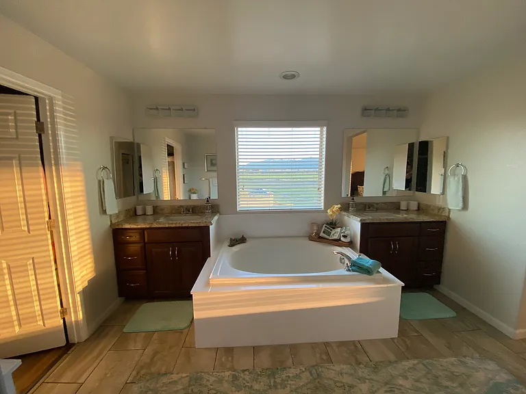 6906 S 78th Dr — Photo 12