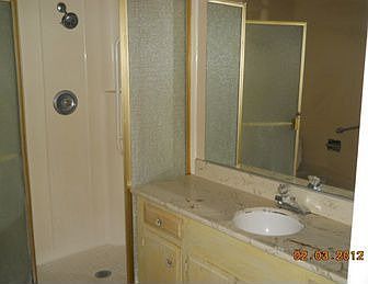 5th image of 3695 Linden Ave #A5