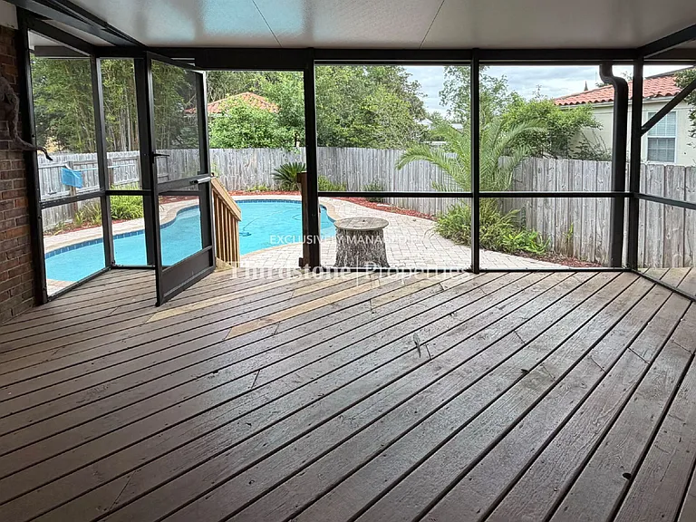 1847 Naldo Ave — Photo 28