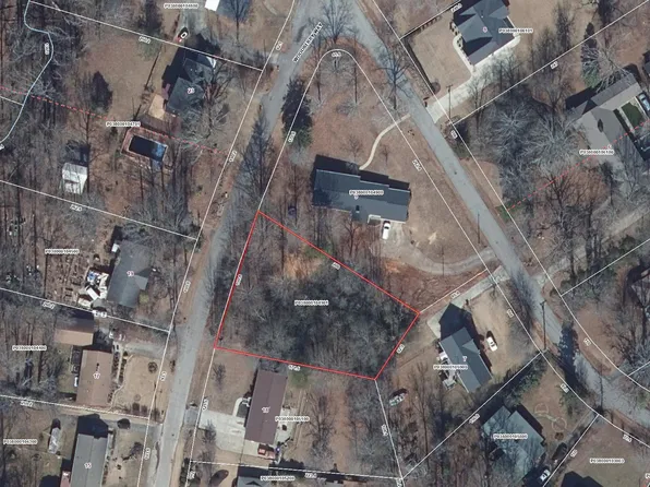 22 Woodberry Way, Greenville, SC 29609