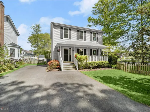 5805 Flood Ave, Deale, MD 20751