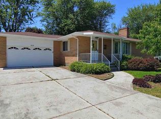 4638 Richardson Dr, Bay City, MI