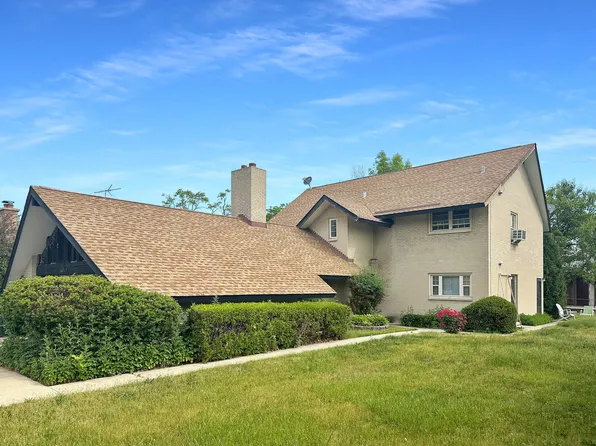 863 N Northwest Hwy, Park Ridge, IL 60068