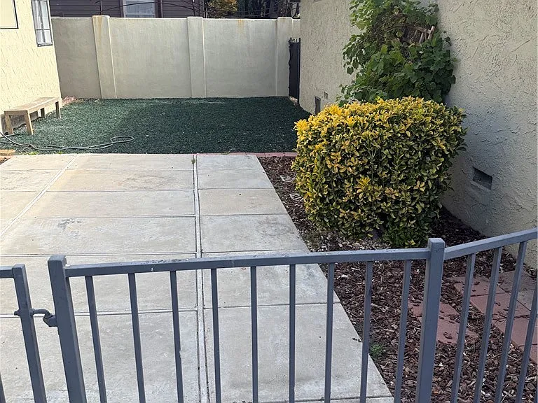 4450 Matilija Ave — Photo 5