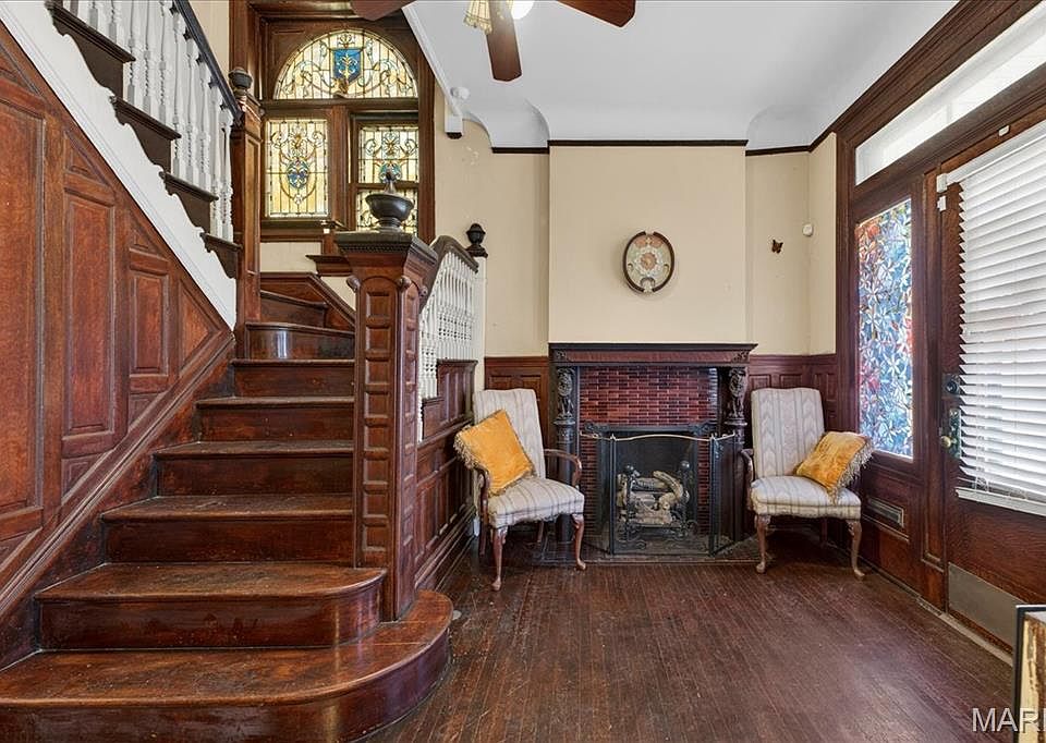 7th image of this home