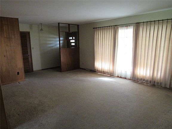 Large open family room as you enter the home.
