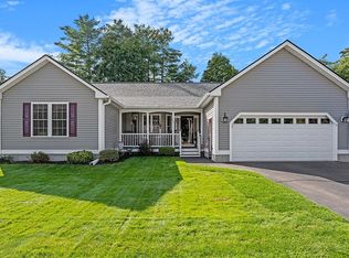 32 Cushing Ave, Manchester, NH 03109