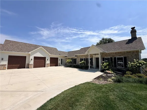12811 W 71st St, Shawnee, KS 66216