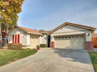 9315 Salmon Creek Dr, Elk Grove, CA 95624