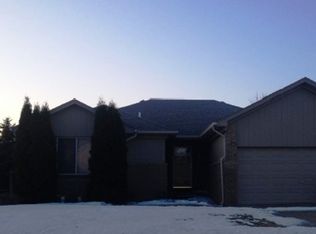 25564 Noble Dr, Chesterfield, MI 48051