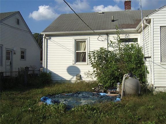 5th image of 4519 Young Ave